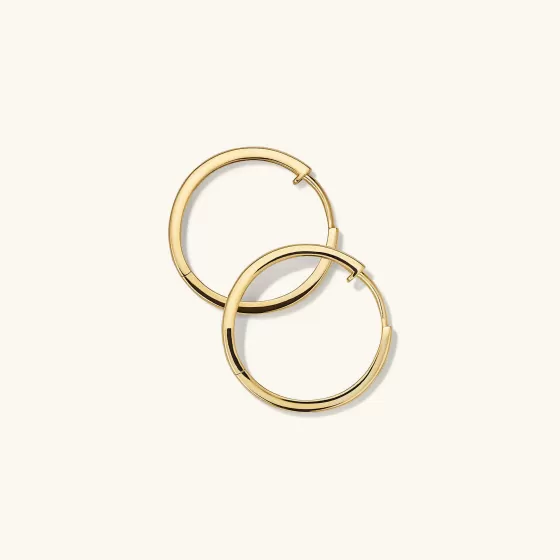 Store Easy Medium Hoops Earrings