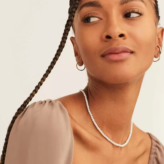 New Essential Pearl Necklace Necklaces